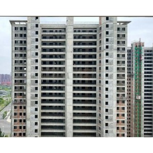 封闭阳台施工